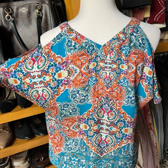⭐️BOGO FREE⭐️ COLLECTIVE CONCEPTS NWT Turquoise & Orange Blouse - Picture 4 of 6